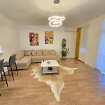 L Etoile Apartment Tirana